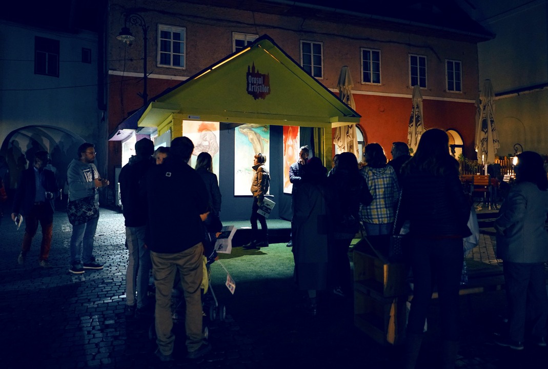 Turul Nopții Albe a Galeriilor din Sibiu