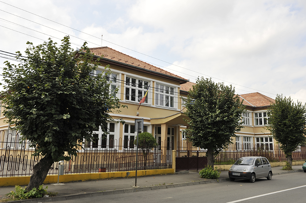Noi investiții în clădirile unităților de învățământ preuniversitar din Sibiu