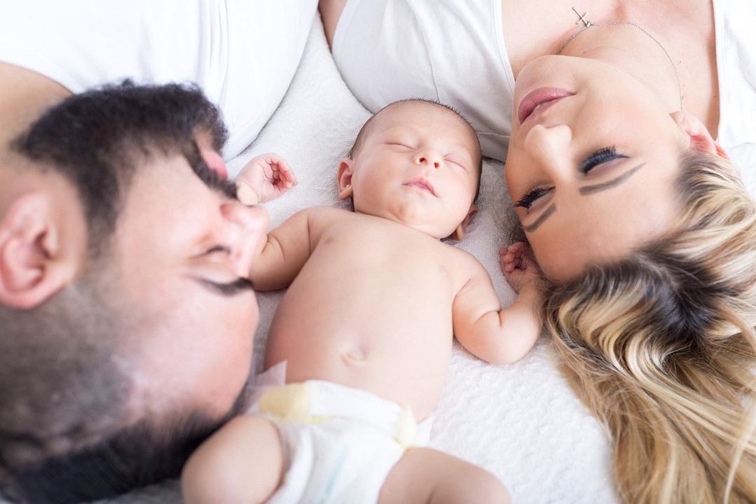 Miracolul maternității – de la concepție la primele luni cu bebe