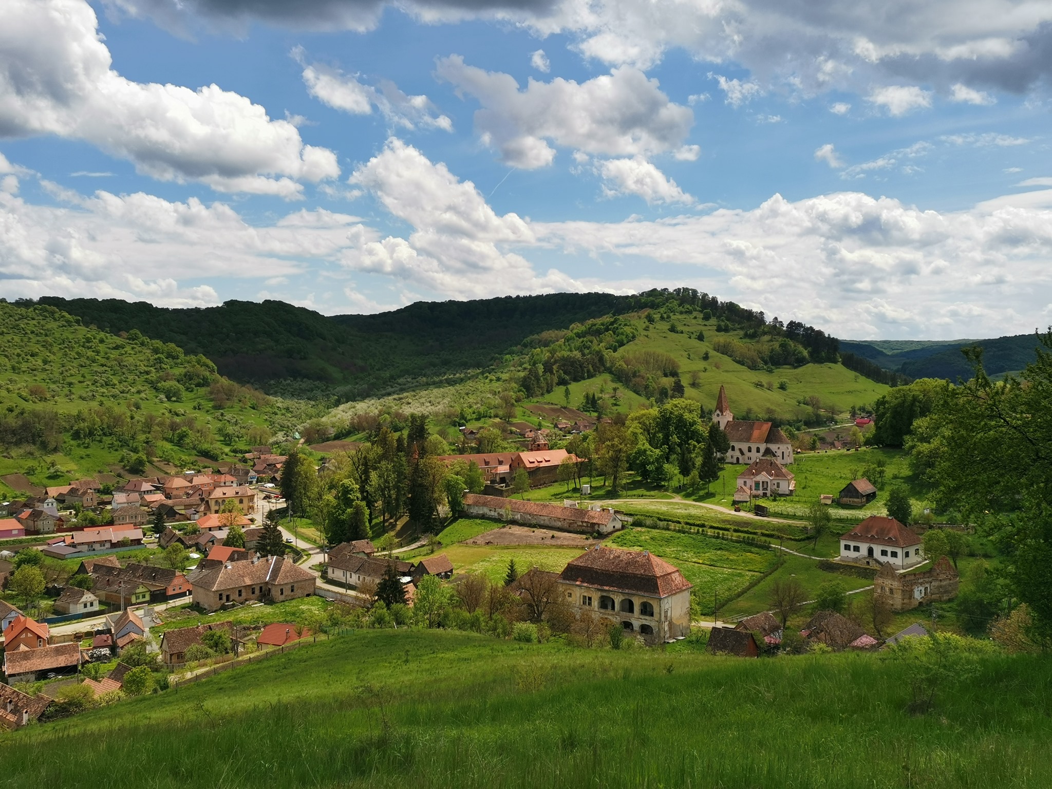 Drumeţie pe Via Transilvanica: de la Conacul Apafi la Castelul Bethlen
