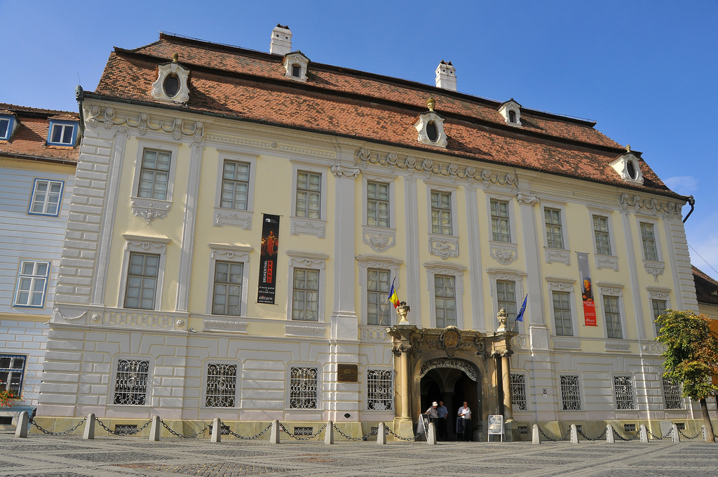 Palatul Brukenthal - Galeriile de Artă Europeană şi Artă Românească