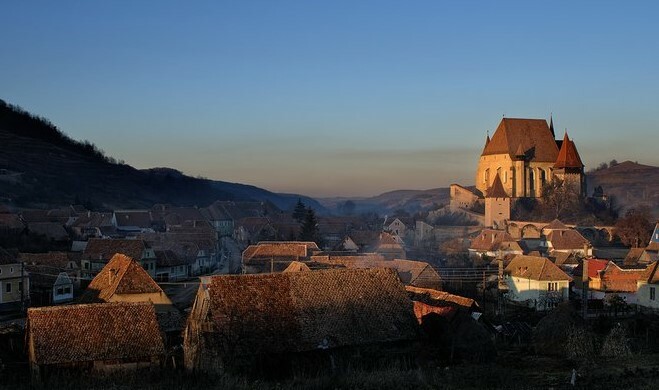Excursii La Bisericile Fortificate Din Transilvania